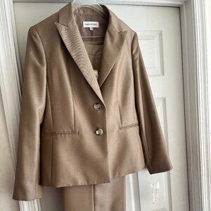 EVAN-PICONE Suit - New with tags - Women's Size 14 - Park Avenue Taupe -